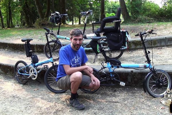 How to lock a folding bike?